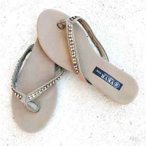 VKVR Women's Rhinestone Grey Suede Shoes SZ 8